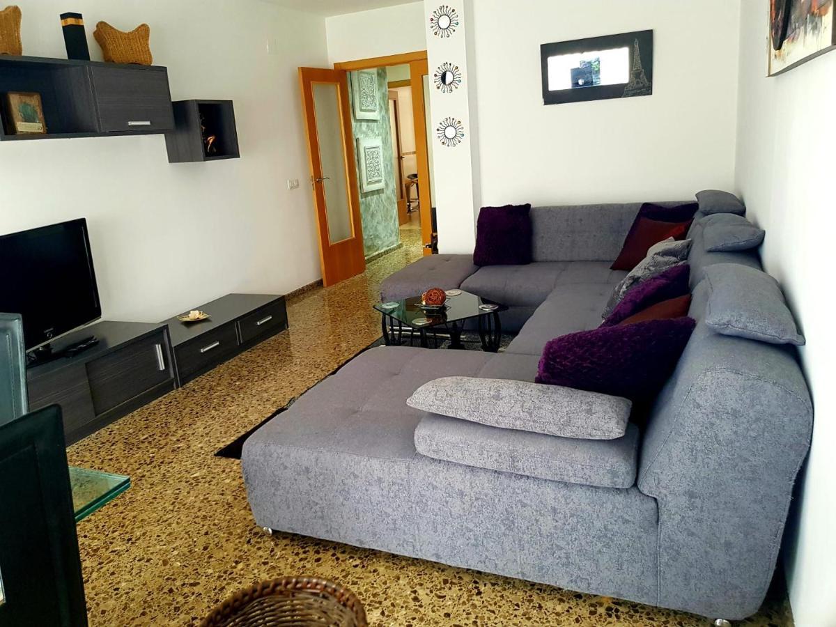 Piso Amplio De 3 Habitaciones, 2 Banos, Ascensor Y Parking Бурриана Экстерьер фото